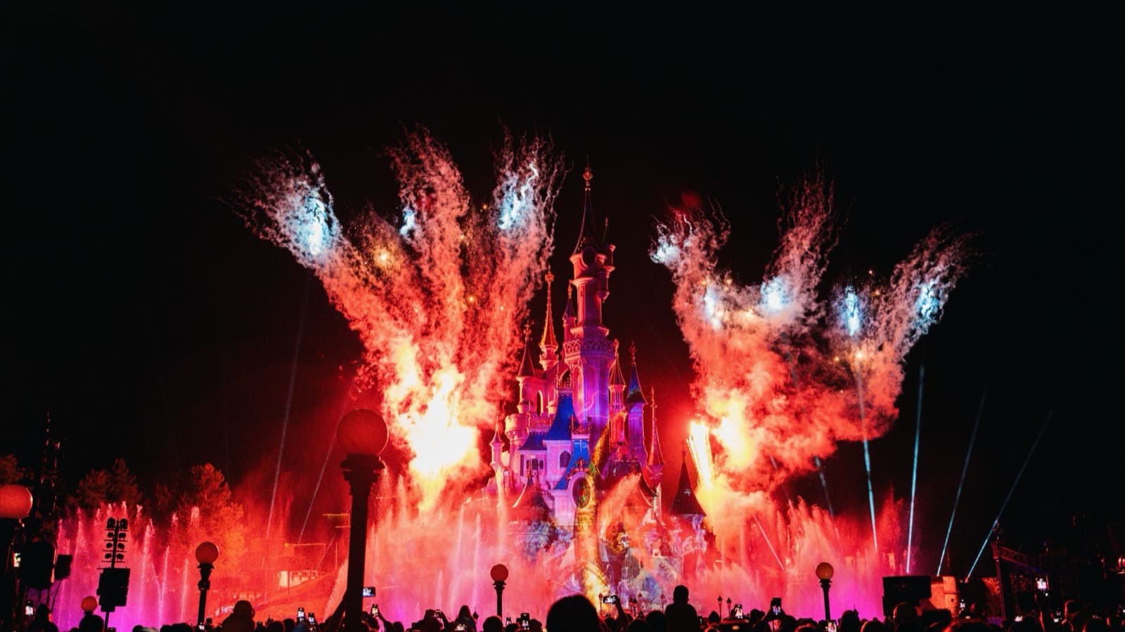 Disneyland Paris dla całej rodziny: hotel i bilet do parku foto 2
